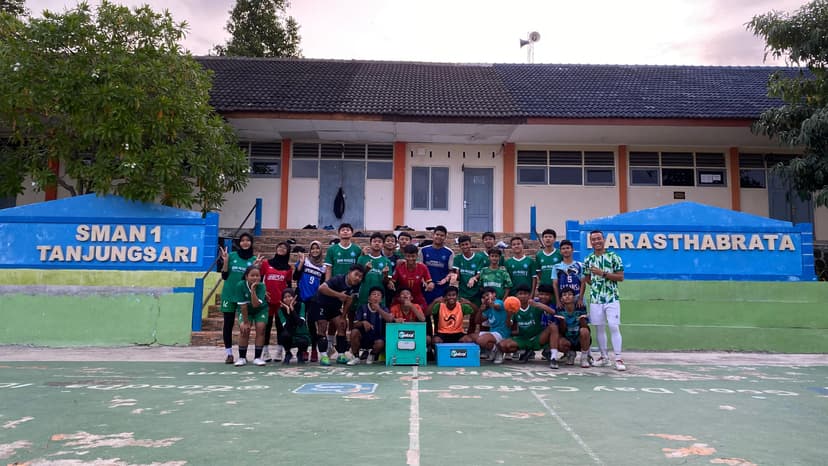 Pendidikan: Menyiapkan Generasi Unggul